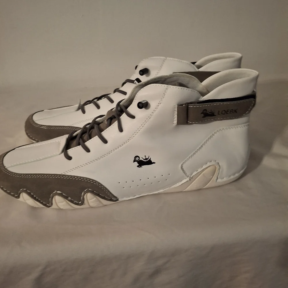 Men's LQEBK White and Gray Athletic Shoes